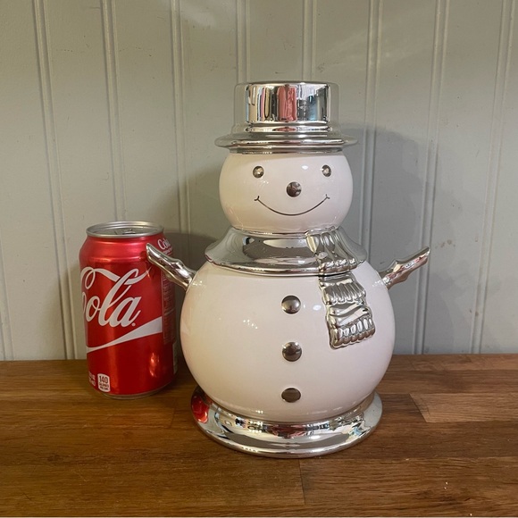 Slatkin & Co 2008 Large Evergreen Snowman Candle - Picture 5 of 8